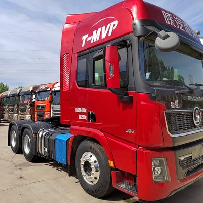 Asie centrale Shacman X5000 6X4 550HP Tracteur tête de camion Gcc avec et 6.8x2.5x3.8m Taille