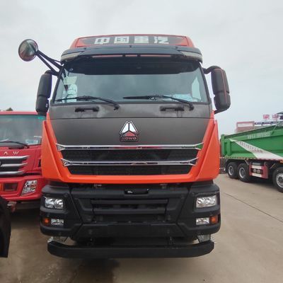 Mode de levage avant utilisé Sinotruk HOWO 6*4 camion à décharge pour le transport lourd