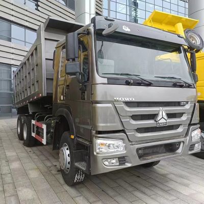 Capacité de chargement de 50 tonnes Sinotruk 6X4 Durable Heavy Duty Mining Truck pour les projets miniers