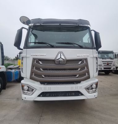 Direction hydraulique utilisée HOWO Chariot tracteur 600L réservoir de carburant pour remorquer