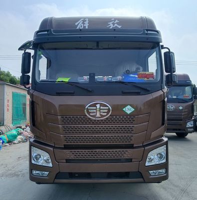 Puissance 630HP Jh6 Tracteur à gaz Camion de transport pour la monnaie américaine et la performance énergétique