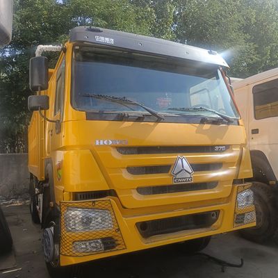 Capacité de charge de 21 à 30 tonnes Truck de décharge HOWO lourd avec pneus et système électrique