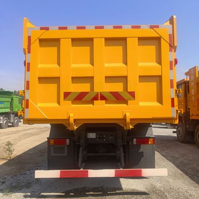 Type de déchargement utilisé Style de levage avant Chassis de camion de déchargement lourd en bon état