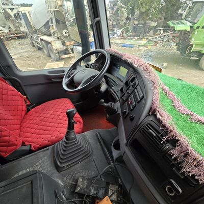 Chassis Sinotruk personnalisable de 21 à 30 tonnes avec direction assistée et pneus