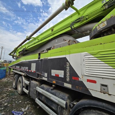 Chassis Sinotruk personnalisable de 21 à 30 tonnes avec direction assistée et pneus