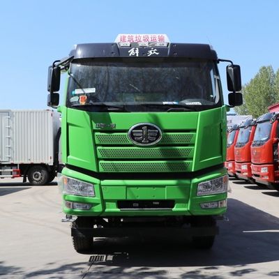 Conception de pneus sans tuyau Sinotruk HOWO 8X4 camion à remontage pour le Nigéria Afrique Manufacturers