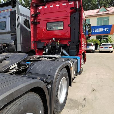 Asie centrale Shacman X5000 6X4 550HP Tracteur tête de camion Gcc avec et 6.8x2.5x3.8m Taille