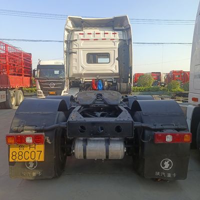 Direction hydraulique Shacman X3000 remorque de tracteur lourd pour remorquer des chevaux de haute puissance