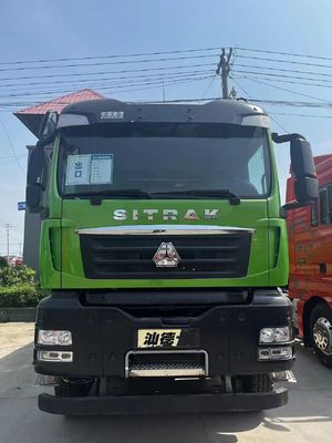 Camion à décharge Sinotruk avec moteur et sièges de capacité ≤5 moteur de capacité 4-6L