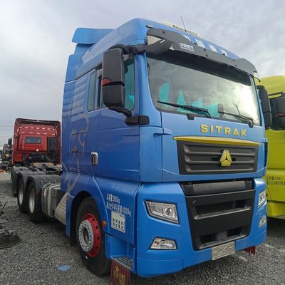 8 × 4 Zz4257n3247e1h 480 ch CNG semi-remorque remorque avec réservoir de carburant de 1000L et ≤5 sièges