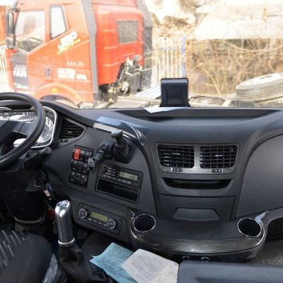 Option de personnalisation Jh6 Poids lourd 420HP camion tracteur avec siège de suspension pneumatique
