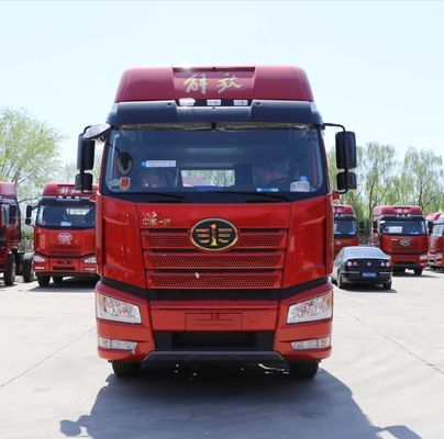 Conception de pneus sans tuyau FAW Sinotruk Jh6p 420HP Tracteur à GNL lourd ZZ4257N3247E1H