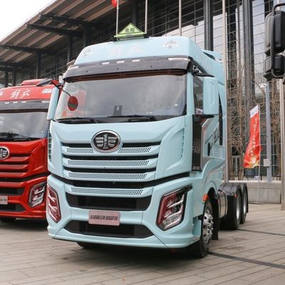 J6V Tout moteur FAW 6X4 Camion tracteur 420HP Euro 5 Camion avec siège en suspension pneumatique