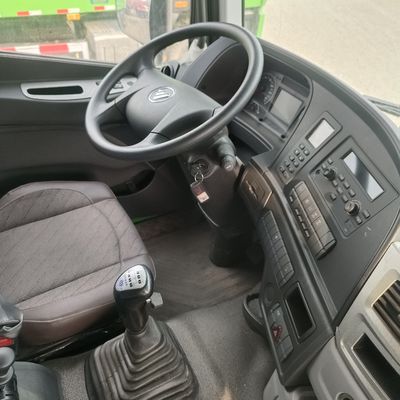 Conception de pneus sans tuyau 6x4 6,5m Camion à ordures avec 6 mois de service après-vente à Oman