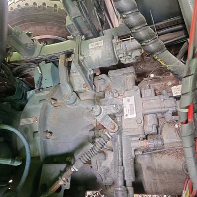 Transmission manuelle 6×4 utilisée HOWO Chassis Sinotruk Camion à décharge avec fonctionnement flexible