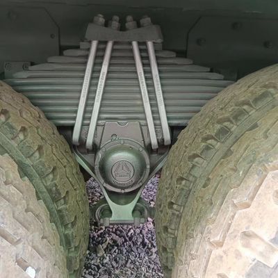 Transmission manuelle 6×4 utilisée HOWO Chassis Sinotruk Camion à décharge avec fonctionnement flexible
