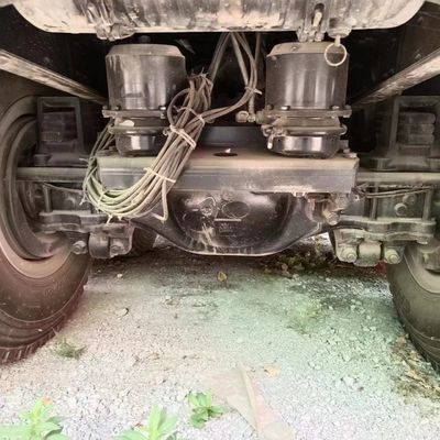 Camion à ordures personnalisé pour le marché africain et garanti