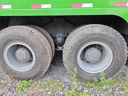 Chassis de camion à décharge Sinotruk équipé de climatiseur avec moteur diesel puissant