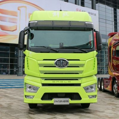 4*2 6*4 GNL CNG Tracteur tête de tracteur Moteur principal 380 420 460 510HP 6 10 roues tête de tracteur camion