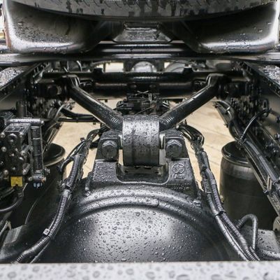 4*2 6*4 GNL CNG Tracteur tête de tracteur Moteur principal 380 420 460 510HP 6 10 roues tête de tracteur camion