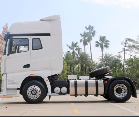 31-40t Sinotruk Sitrak T7 Shacman FAW Foton HOWO 6X4 Semi-remorque Tête de basculement Dumper électrique chariot élévateur à fourche Déchets Cargo Carburant réservoir d'eau mélangeur camions-tracteurs lourds