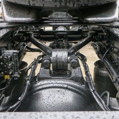 États-Unis Sino Sinotruk HOWO 6X4 Tracteurs lourds Camions avec boîte de chargement en acier au carbone