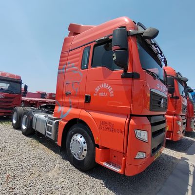 Sinotruk Used Second Hand HOWO Truck de transport de marchandises lourds CNG 6X4 Truck à tracteur