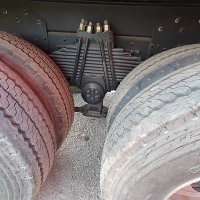 Véhicule diesel à 12 roues FAW J6p à remontage/véhicule de transport/véhicule de déchargement pour le Cameroun