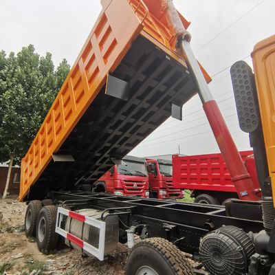 30 tonnes 8X4 HOWO Shacman camion à déverrouillage d'occasion 380HP 20cbm camion automatique à déverrouillage pour l'exploitation minière