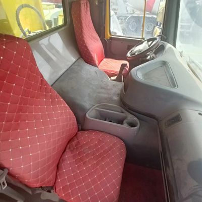 Sinotruk 6x4 camion de décharge HOWO 336 avec châssis lourd et 251-350 ch