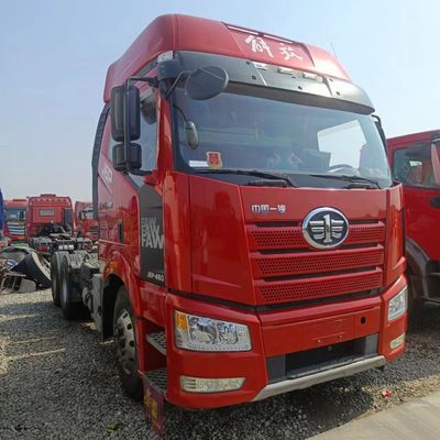 Camion de remorquage de tracteurs lourds à carburant de 400L avec spécifications et capacité personnalisées
