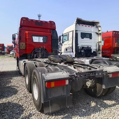 Camion de remorquage de tracteurs lourds à carburant de 400L avec spécifications et capacité personnalisées