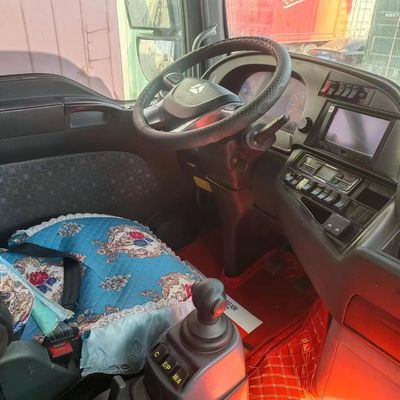 Camion tracteur à GNC de 480 chevaux avec siège à suspension pneumatique, capacité du moteur &gt; 8 L et réservoir de carburant &gt; 400 L