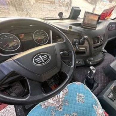 460 chevaux 6X4 Tracteur à deux roues motrices nationale version pilote pour et l'efficacité