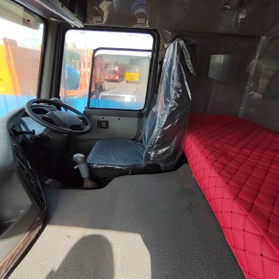 Euro 5 Sinotruck Rhd HOWO 6X4 371HP 30t 40t 50t camion à bascule avec des caractéristiques personnalisées