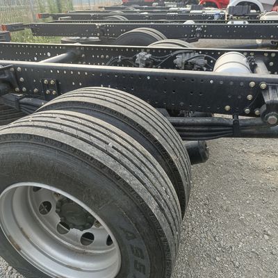 Boîte de chargement en acier au carbone camion-tracteur diesel pour les applications lourdes en Asie centrale
