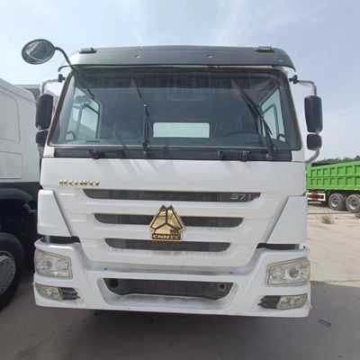 Personnalisation en Afrique Sinotruk HOWO 371HP 6X4 10 roues Tracteur à tête de remorque
