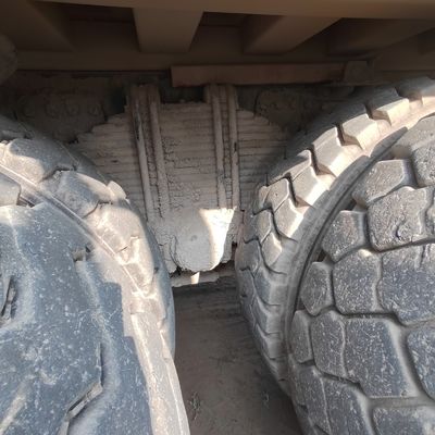 Sinotruck Rhd Droite conduite LHD 6X4 100t Chargement camion à décharge camion à bascule pour ≤5 sièges