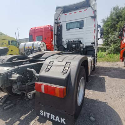 Demande personnalisée Truck de traction lourd HOWO H7 à 400 chevaux 6,8 x 2,5 x 3,8 m
