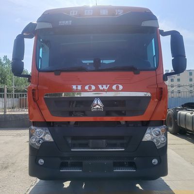 6×4 roue motrice transmission manuelle Haowo Heavy Duty Tractor Truck avec suspension pneumatique