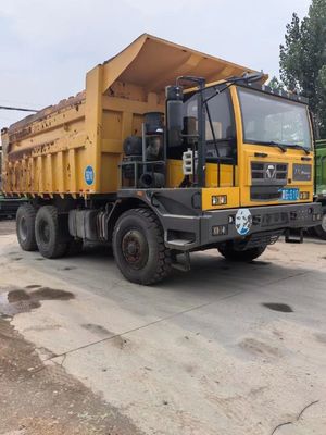 Capacité du moteur 4-6L Transmission rapide 6*4 Camion à décharge 100t Sinotruk HOWO Camion à décharge 10 roues