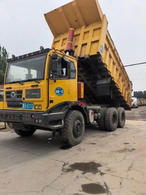 Capacité du moteur 4-6L Transmission rapide 6*4 Camion à décharge 100t Sinotruk HOWO Camion à décharge 10 roues