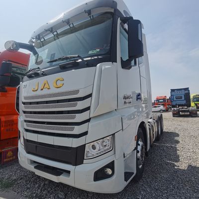 Dongfeng Shacman 7 Tons Trailer Hitch avec réservoir de carburant 400L et type de transmission automatique