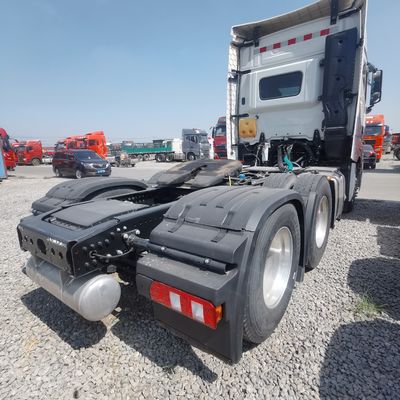 Dongfeng Shacman 7 Tons Trailer Hitch avec réservoir de carburant 400L et type de transmission automatique