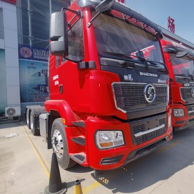 Camion tracteur Shacman 400L à réservoir de carburant avec transmission manuelle et siège en suspension pneumatique