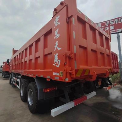 Mode de levage avant utilisé Sinotruk HOWO 6*4 camion à décharge pour le transport lourd