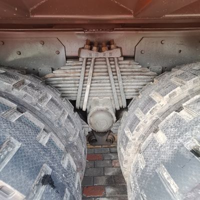 12100.000kg Camion tracteur lourd d'occasion avec châssis Sinotruk et alternateur 28V-1500 Kw