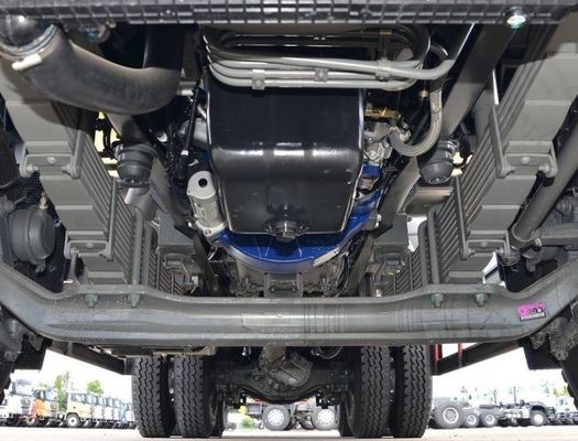 Euro6 Émission de la norme 6X4 camions à ordures Haowo pour les projets de construction lourds