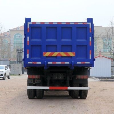 Moteur de tracteur Sinotruk HOWO T7h avec siège à suspension pneumatique de 440 ch et réservoir de carburant de 1000 litres