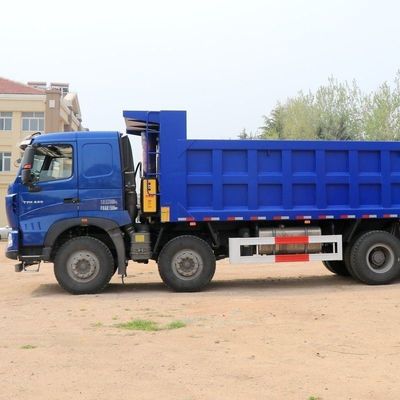 Moteur de tracteur Sinotruk HOWO T7h avec siège à suspension pneumatique de 440 ch et réservoir de carburant de 1000 litres